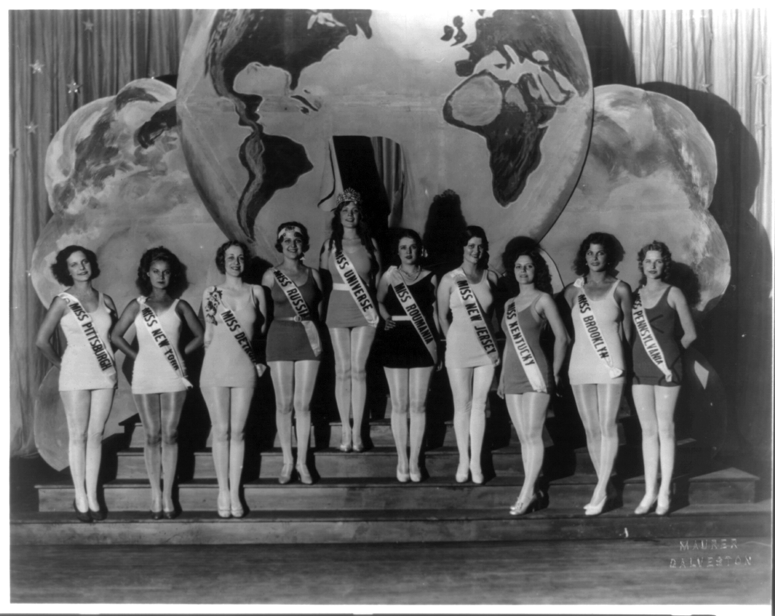 Miss Universe 1929 - Lisl Goldarbeiter. A Queen in Wien