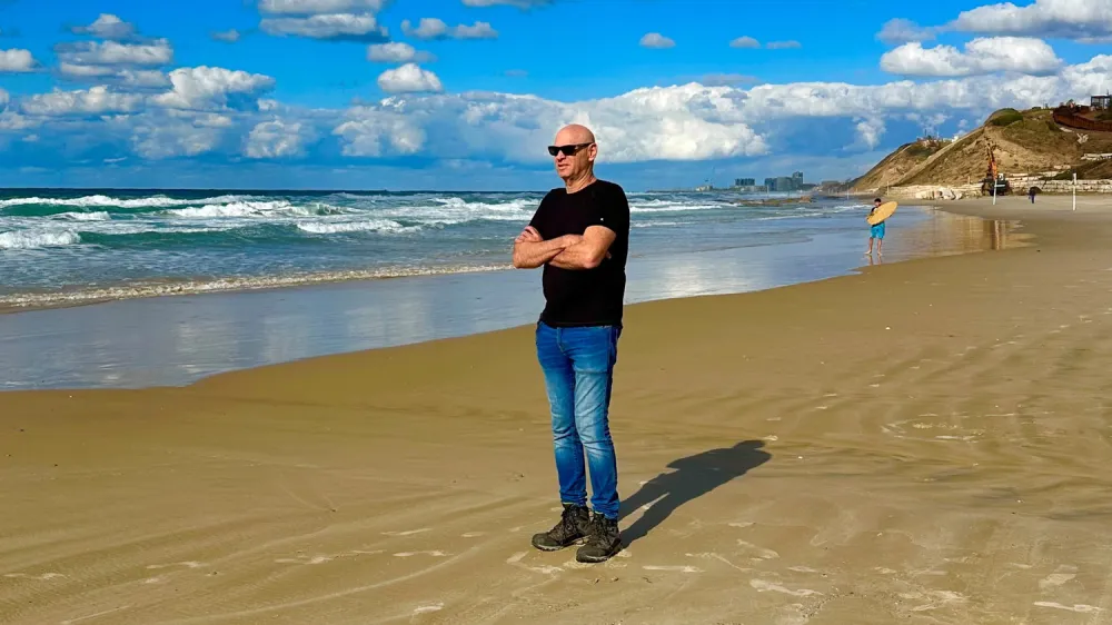 the road between us: the ultimate rescue