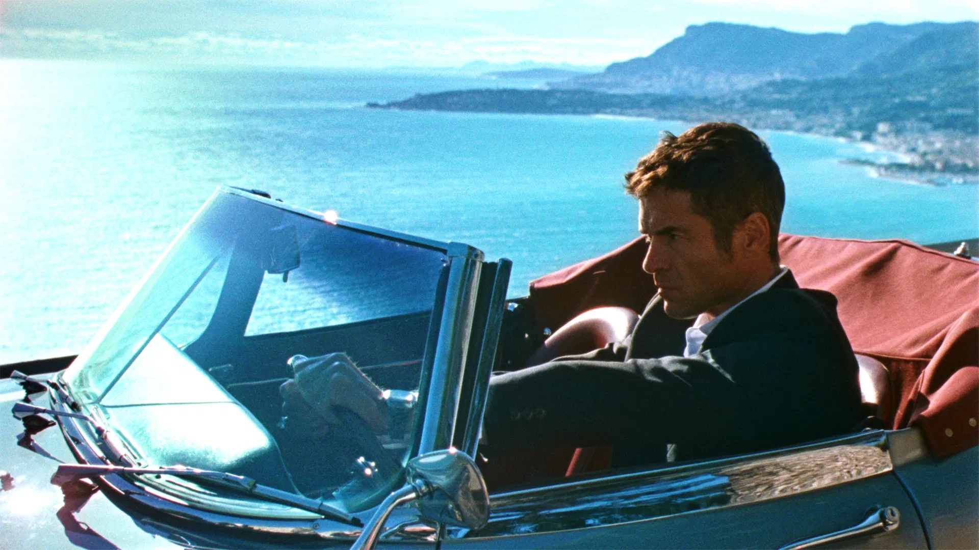 reflection in a dead diamond